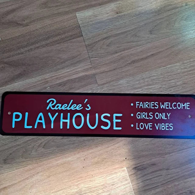 Kids Clubhouse Sign