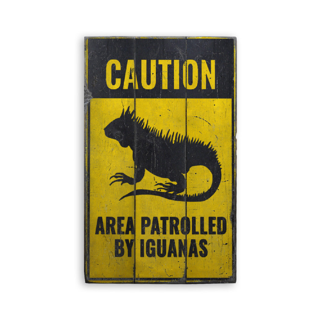 Iguana Rustic Wood Sign