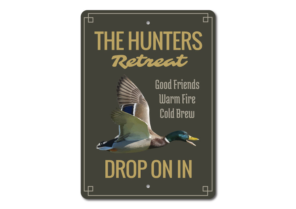 The Hunters Retreat Sign
