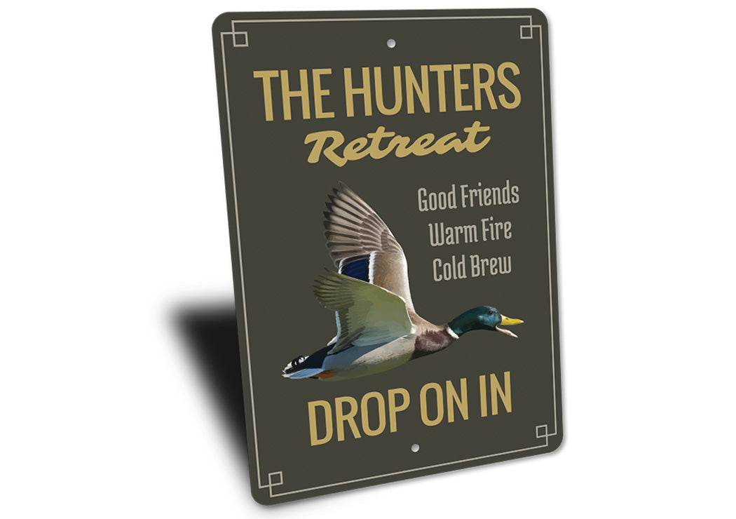 The Hunters Retreat Sign