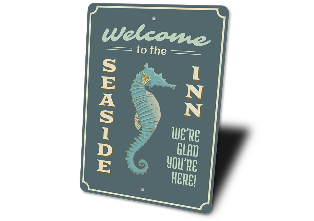 Seaside Inn Welcome Sign