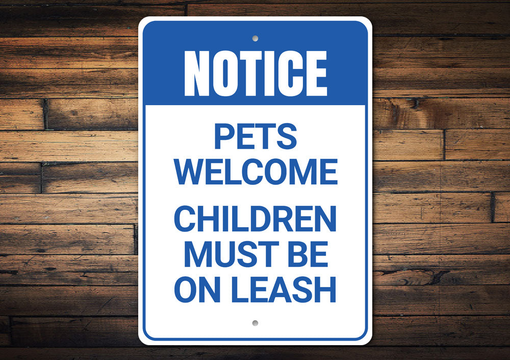 Pets Welcome Sign