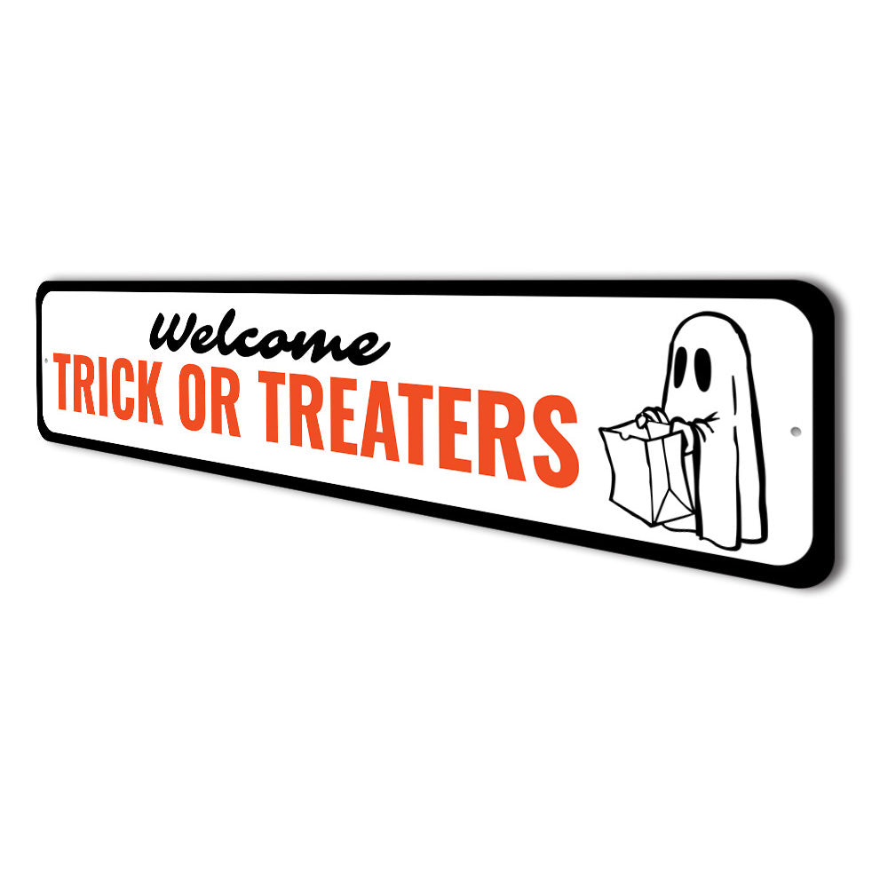 Welcome Trick or Treaters