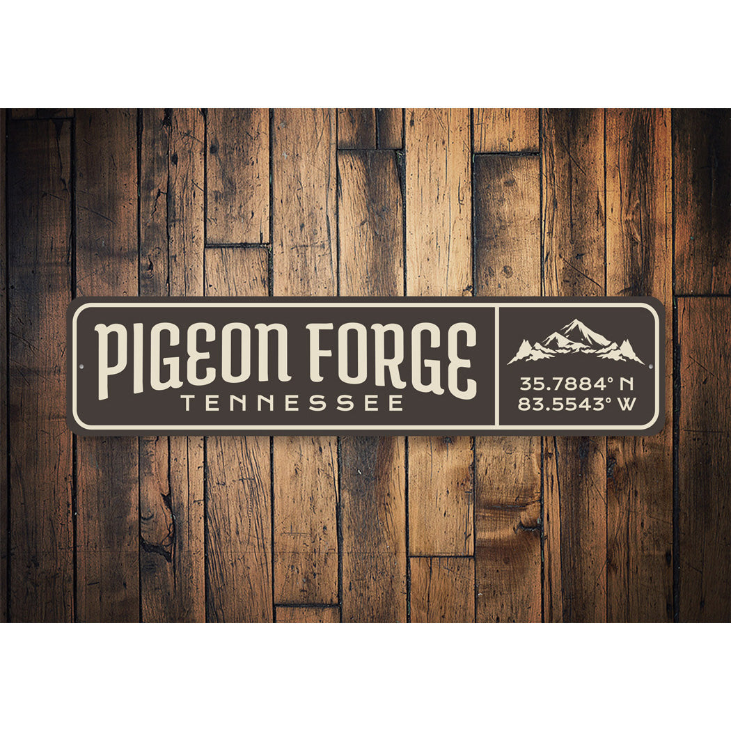 Pigeon Forge Tennessee Sign
