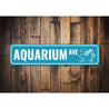 Aquarium Avenue Sign