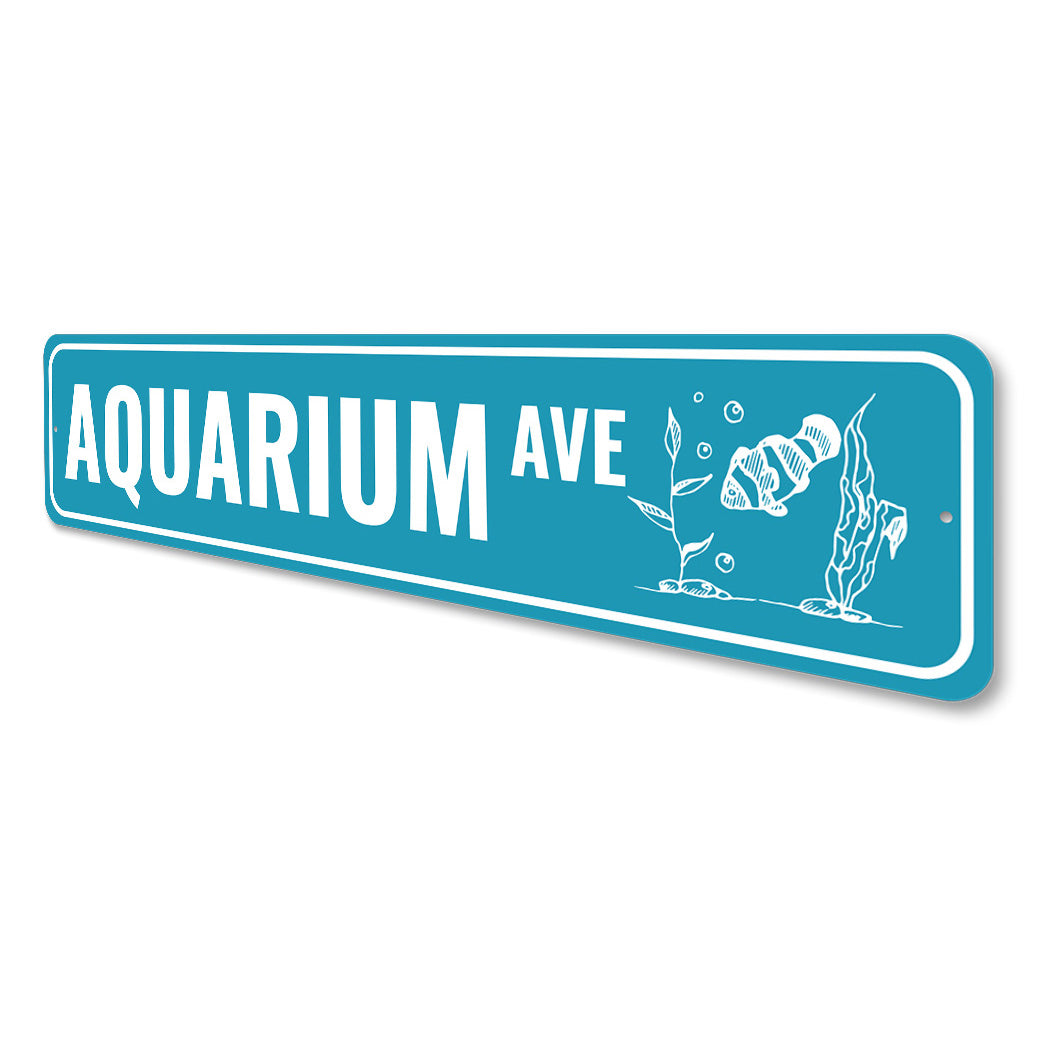 Aquarium Avenue Sign