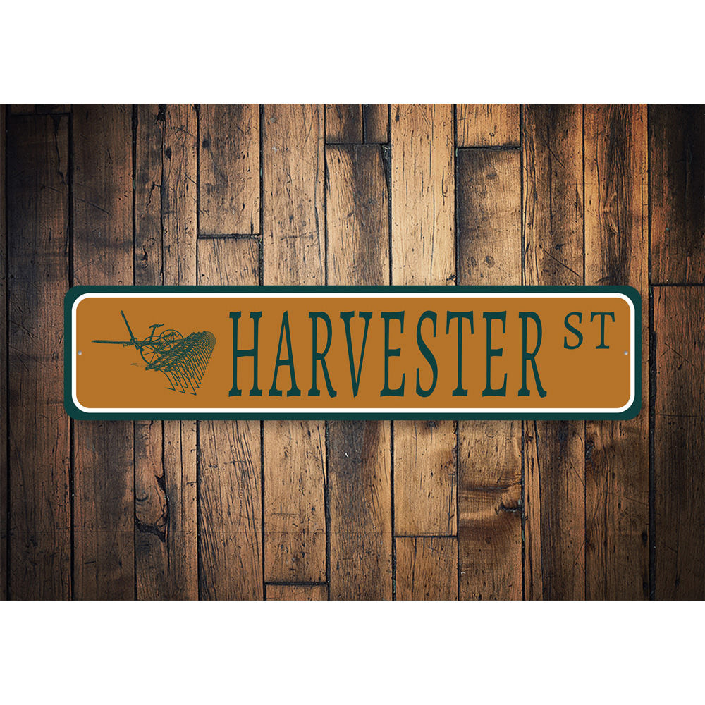 Harvester Street, Decorative Farmhouse Sign