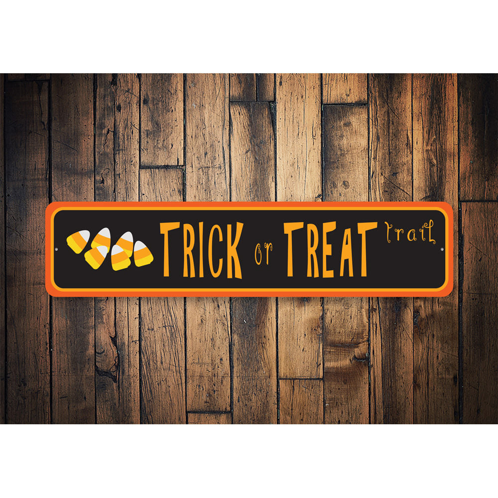 Trick or Treat Trail, Decorative Halloween Sign